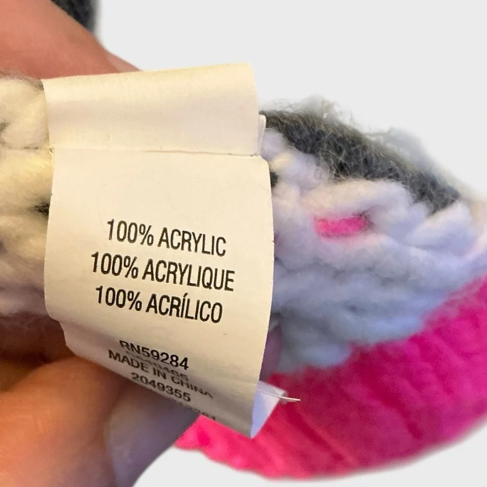 The Children’s Place #LOVE Gray Pink Knit Scarf Girls One Size
